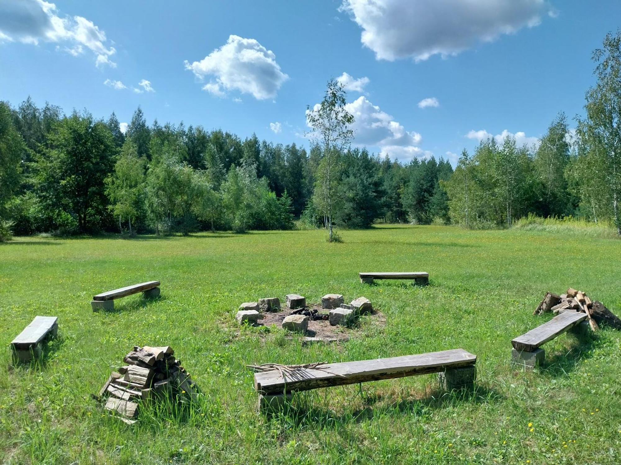 Chmiel I Nad Jeziorem Tarnobrzeskim Villa Chmielow